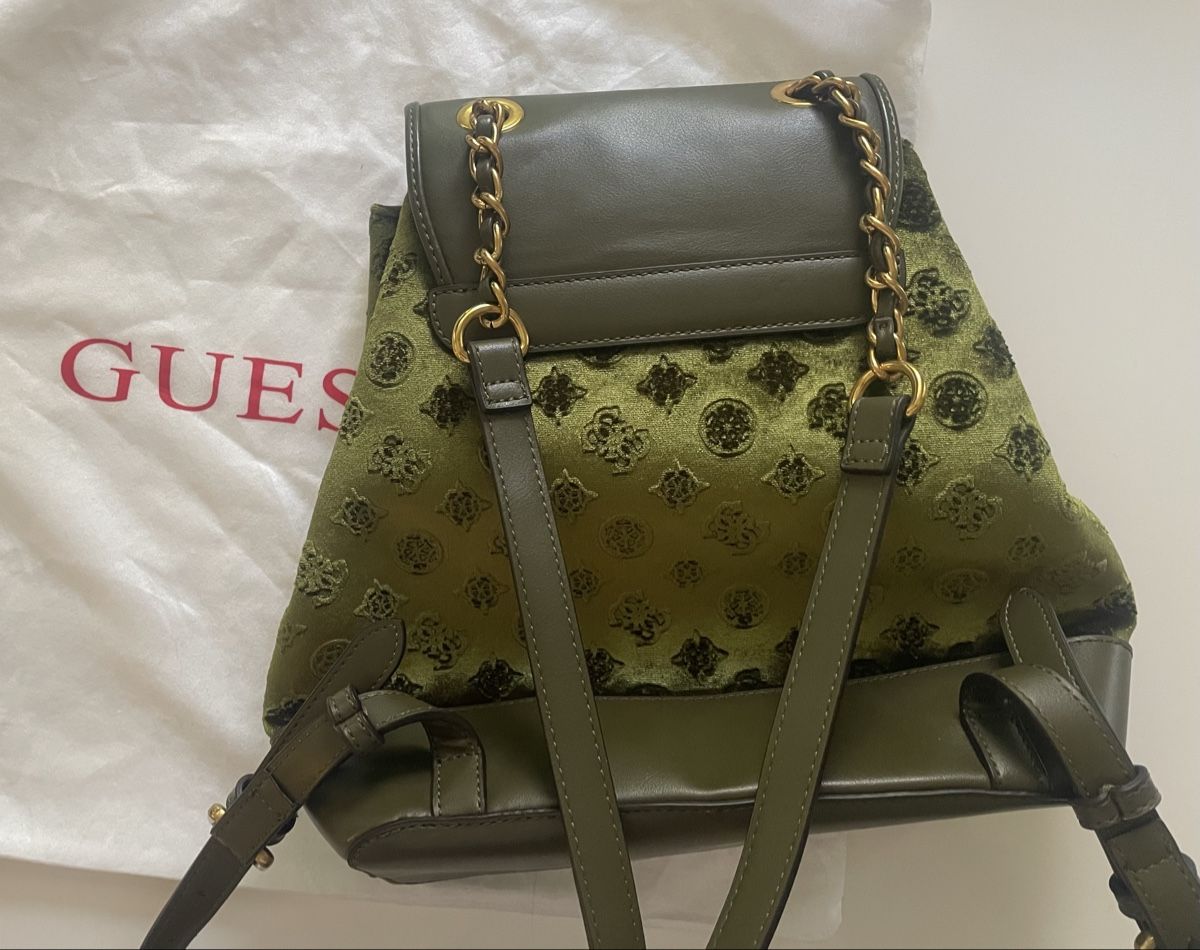 Guess Zaini: Rucksack MARCIANO BY GUESS – Nuovo (secondo la descrizione) da Rütihof venduto da JulieH85 2