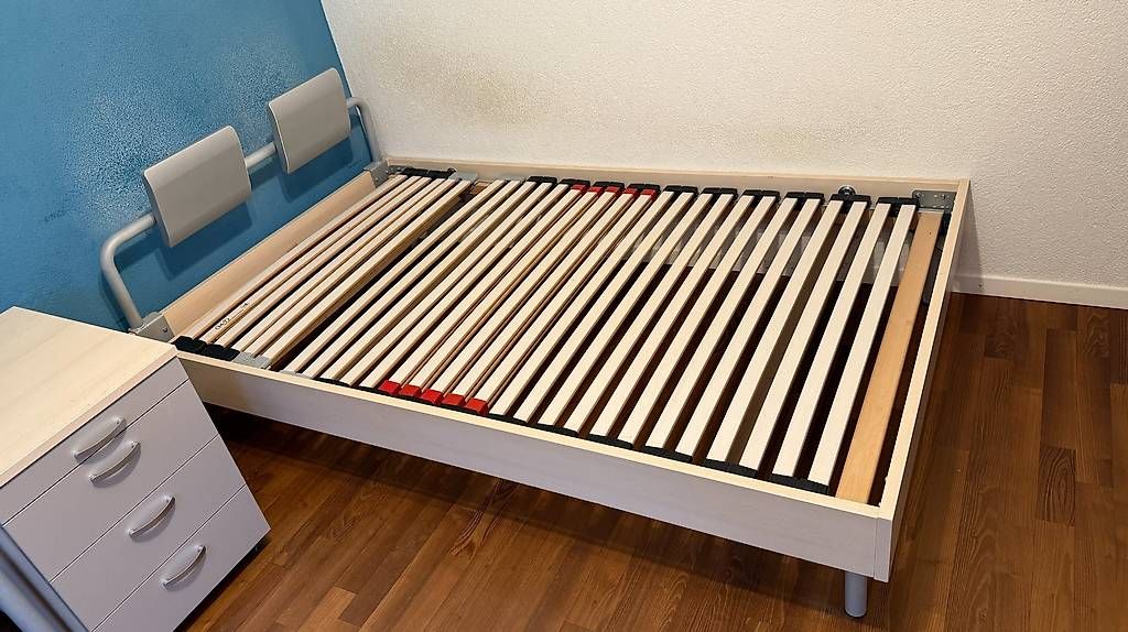 Armadi: Komplettes Schlafzimmer – Usato da Beromünster venduto da mheg_001 3