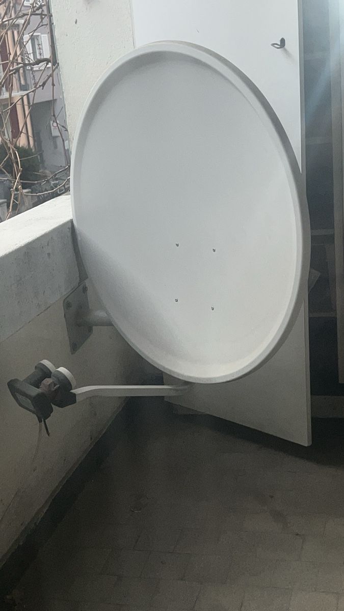 Satellitenschüssel: SATELITESCHÜSSEL AB FR. 1.- – Gebraucht aus Zürich von sepp69