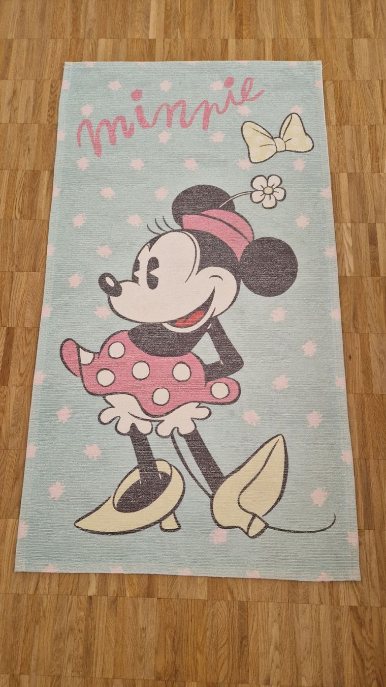 Teppiche: Kinderteppich, waschbar, Minnie Mouse, 80x 145 cm – Gebraucht aus Zürich von Kitti.sz