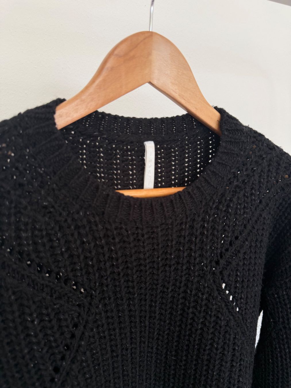 Pullover & Sweatshirts: Schwarzer Strickpullover, Grösse S – Gebraucht aus Kriens von MeinKleiderschrank 2