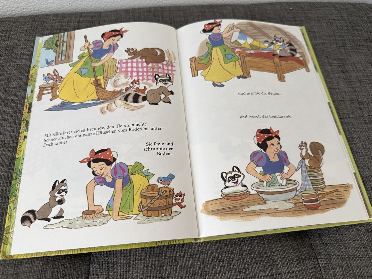 Livres: Schneewittchen Buch – D'occasion à Chur par Tsambiko 4