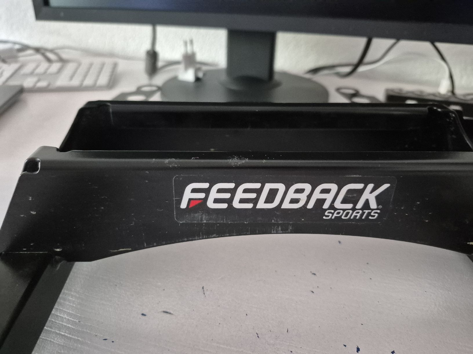 Cavalletti per biciclette: Veloständer Feedback Sports schwarz – Usato da Röschenz venduto da photo_t_tom 1