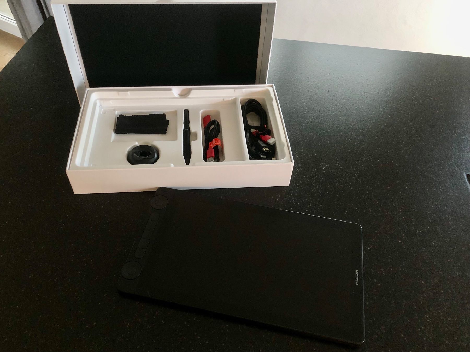 Huion Tablet PC: HUION KAMVAS 13 Gen 3 Pen Display – Gebraucht aus Gutenswil von Hermione1 3