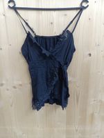 Damen Top schwarz Grösse S mit Spitze und Pailetten
