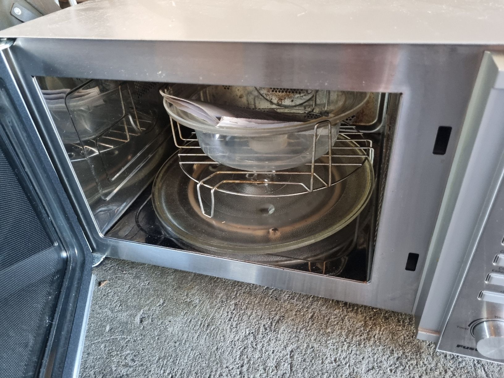 Fust Elettrodomestici da cucina: Microwelle – Usato da Döttingen venduto da Mrjoe 2
