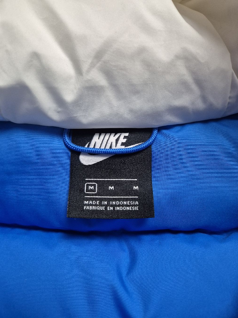 Nike Jacken: Nike Winterjacke Down Filled Grösse M – Neu (gemäss Beschreibung) aus St. Gallen von CaliSunshine 3