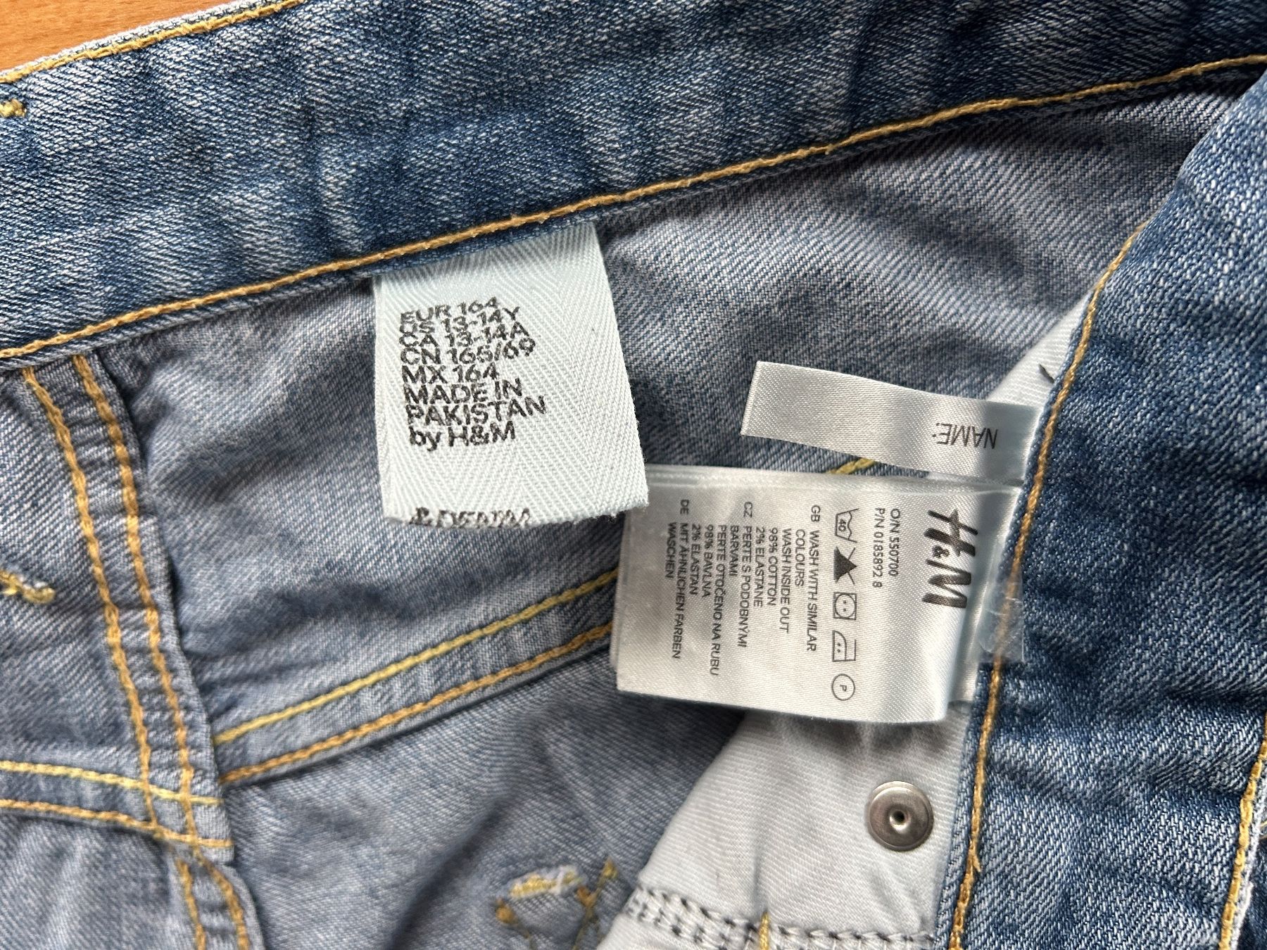 Hosen: Kurze Kinderjeans Grösse 164 – Gebraucht aus Grosswangen von che_gr 1