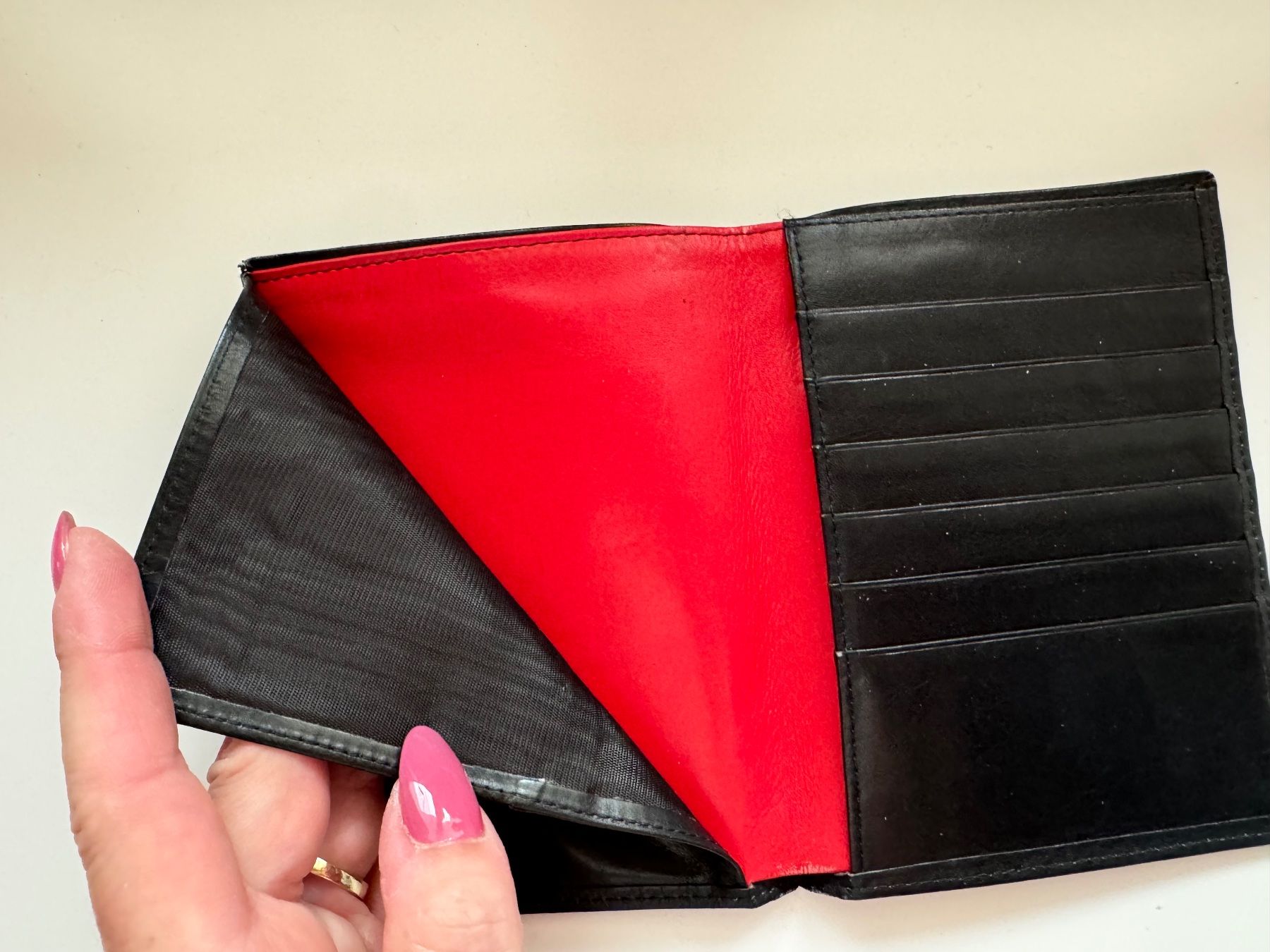 Altro in  Abbigliamento & Accessori: Dokumentenhalter mit Kartenhalter Ferrari – Usato da Grosswangen venduto da shoes.bags.and.co 2