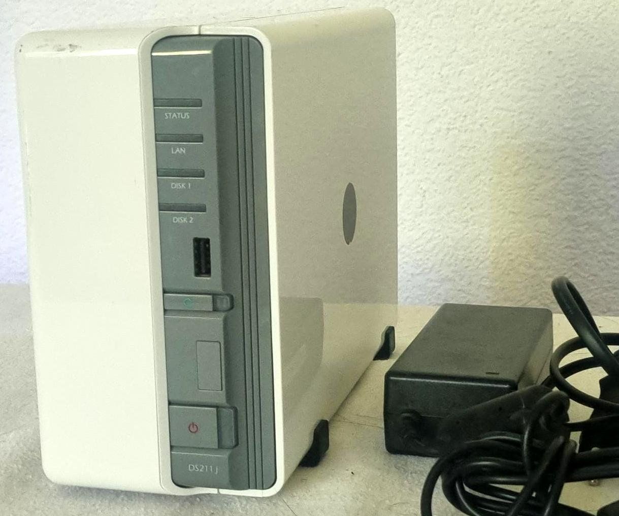 Synology Server: Synology DiskStation  2 x 4Tb – Gebraucht aus Collonges von arashee
