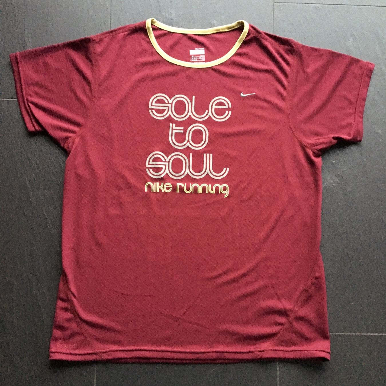 Nike T-Shirts: Laufshirt Nike, Grösse M – Gebraucht aus Wahlen b. Laufen von budo4242 3