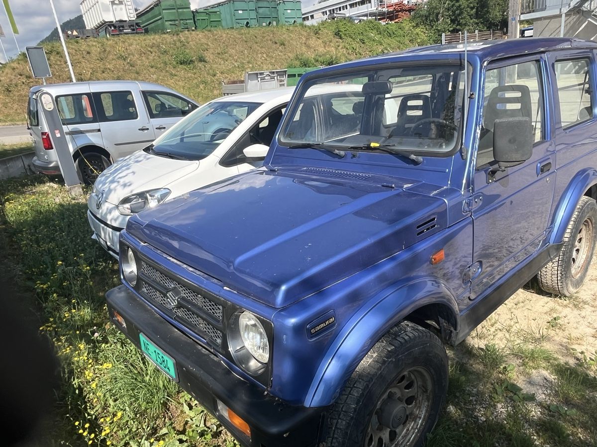 Suzuki Autos: Suzuki 30km/h – Gebraucht aus St-Sulpice NE von Jason2123 1