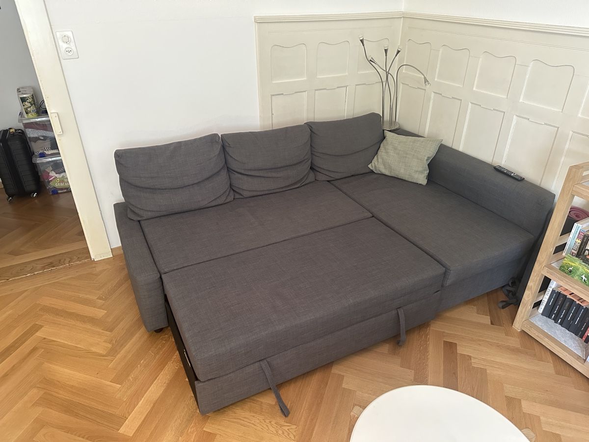 Ikea Divani: Ikea sofa bed – Usato da Zürich venduto da luz_2b7b