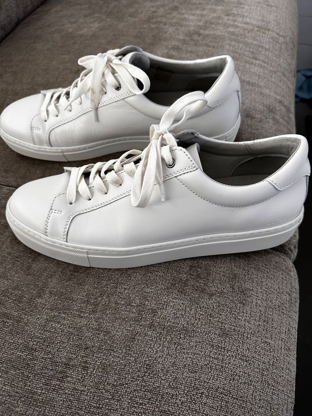 Scarpe da uomo: Sneaker, Gr. 46, von Digel, Modell Summer, weiss – Usato da Krauchthal venduto da swisscheese