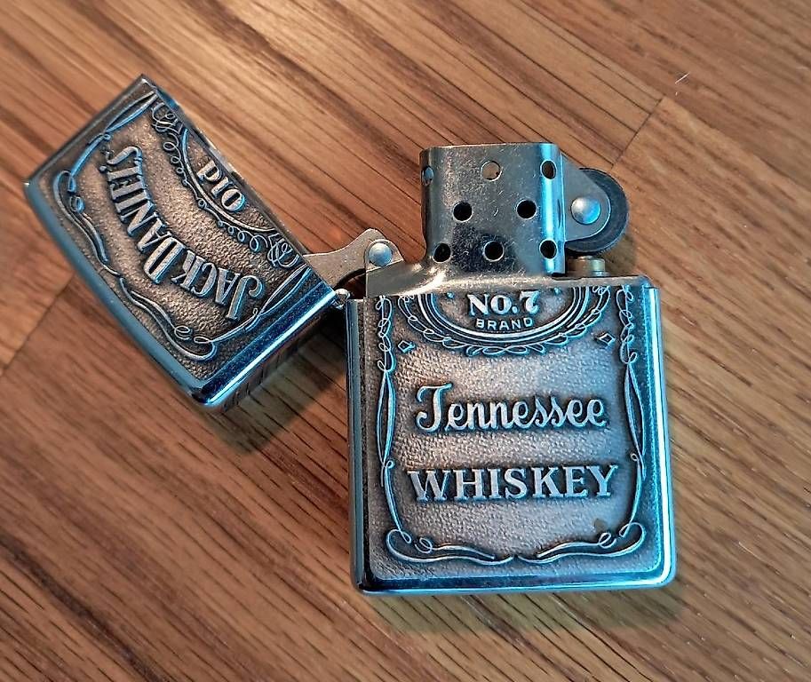 Zippo Feuerzeuge: Original Zippo "Jack Daniels" neu ungebraucht – Neu (gemäss Beschreibung) aus Ettingen von Salachiel 4