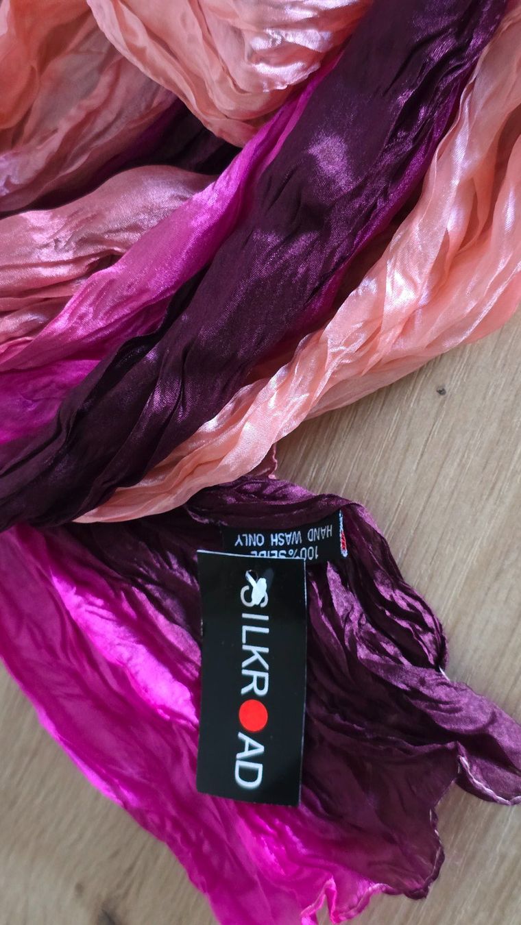 Foulard & Sciarpe: 🏷️ Silkroad Schal aus 100% Seide im Knitterlook 🧣 – Nuovo (secondo la descrizione) da Thalwil venduto da VitaMini