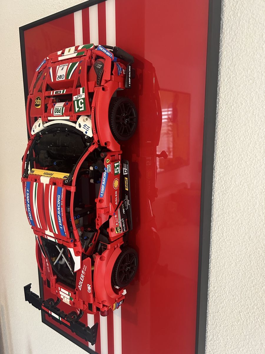 Lego Baukästen: Lego Technic Ferrari 488 GTE mit Rahmen  – Gebraucht aus Seon von knt_1717 1