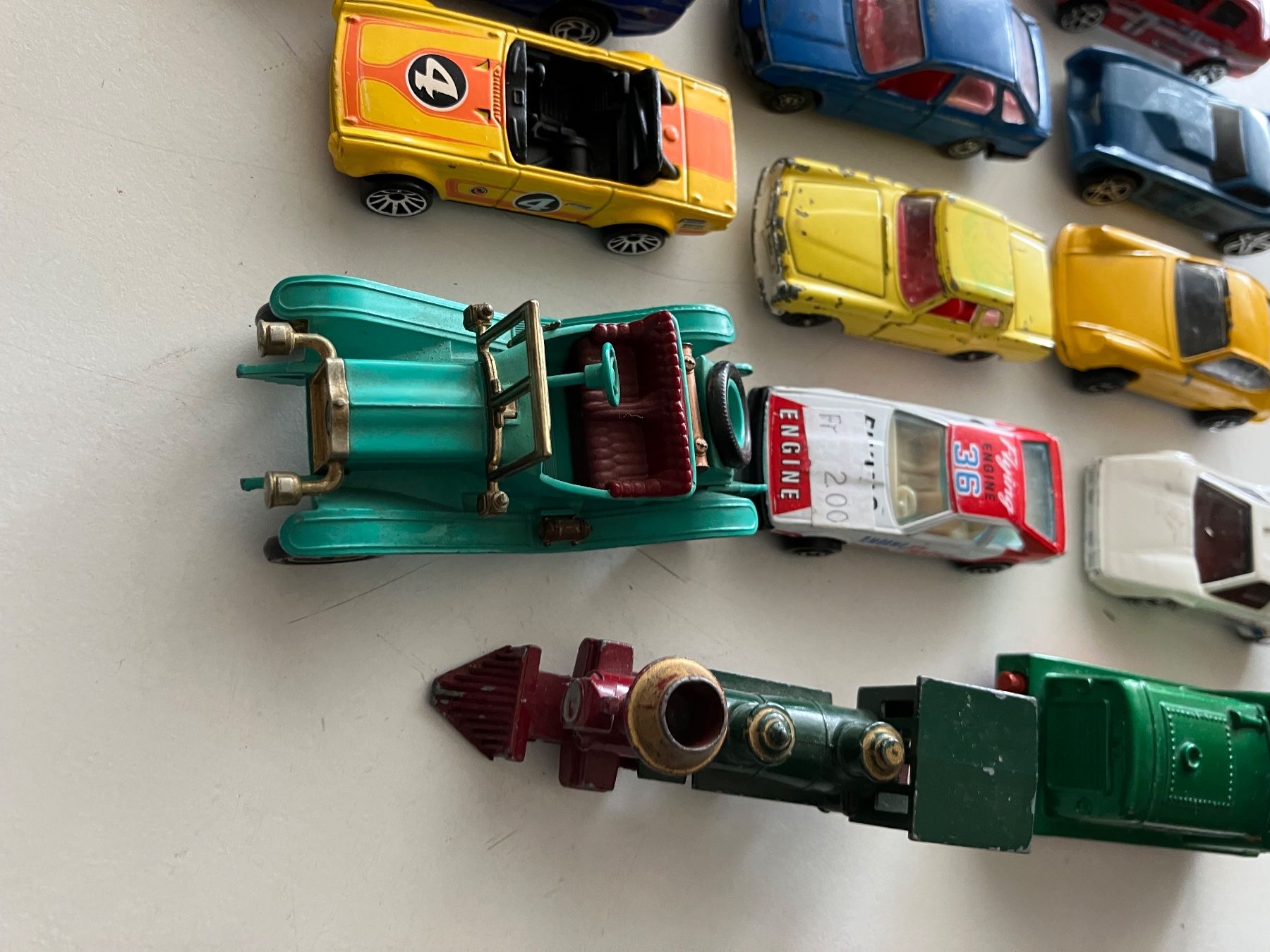 Giocattoli: Spielzeugautos-Sortiment bespielt – Usato da Aadorf venduto da heiluz15 1