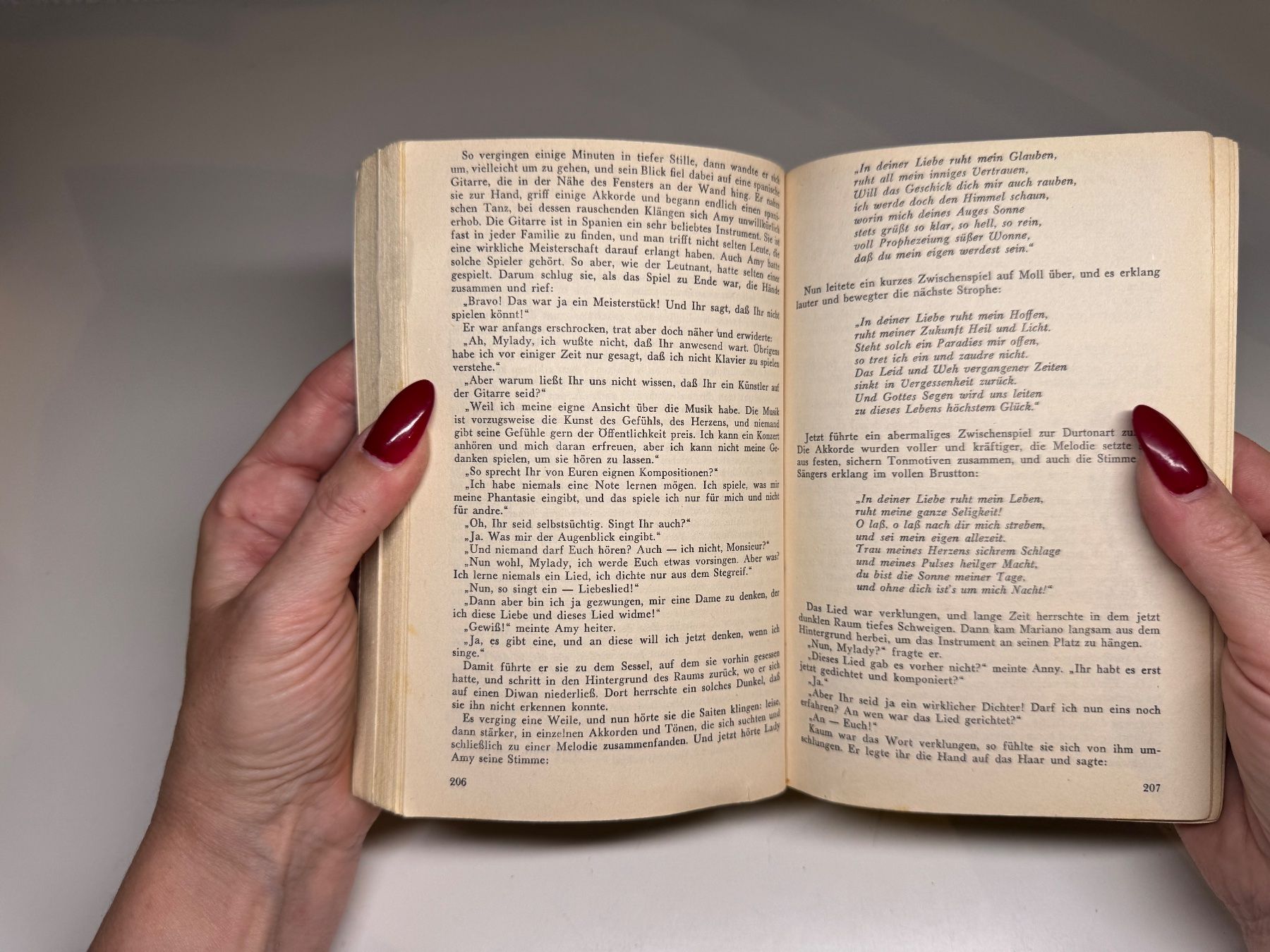Libri: ROMAN: Karl May, Schloss Rodriganda  – Usato da Grosswangen venduto da Kleine.Knoepfe 7