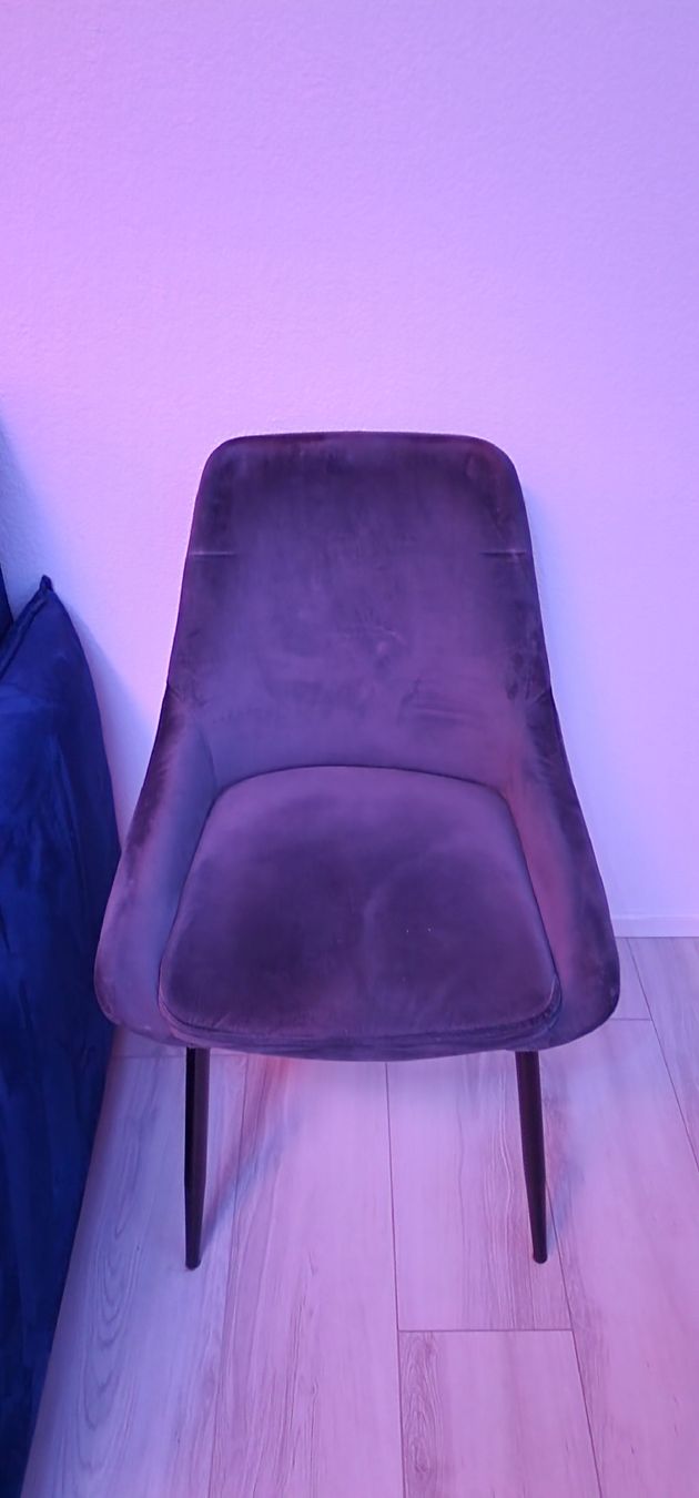 Sedie: Chaises Velours Gris (4 chaises) – Nuovo (secondo la descrizione) da Vernier venduto da dyl_8v8k 1