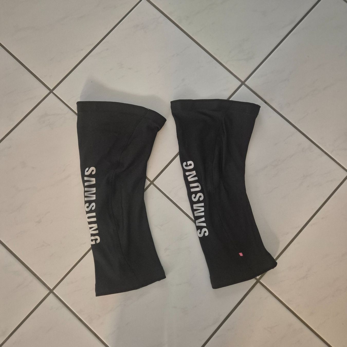 Canottiere & Pantaloni: Knielinge – Usato da Steinhausen venduto da des_zv87