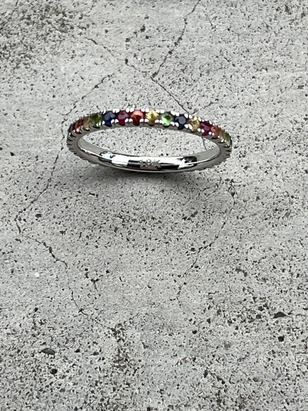Ringe: Alliance Memory Ring 18 K Weissgold, Regenbogen Saphire – Gebraucht aus Wald ZH von mo-zart 5