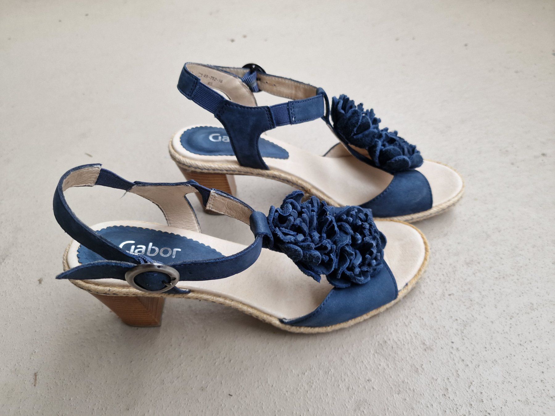 Gabor Scarpe da donna: Gabor Sandalen, dunkelblau, Gr. 40 – Usato da Bern venduto da dor_bps9