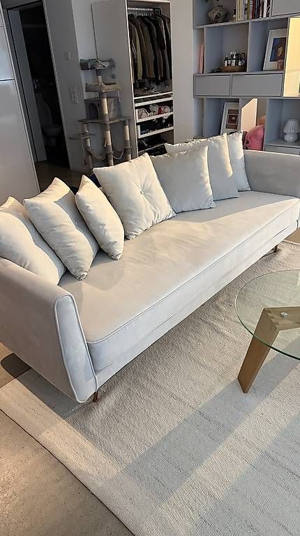 Sofas: Neuwertiger Sofa beige samt – Neu (gemäss Beschreibung) aus Schlieren von asm_ksx6 2