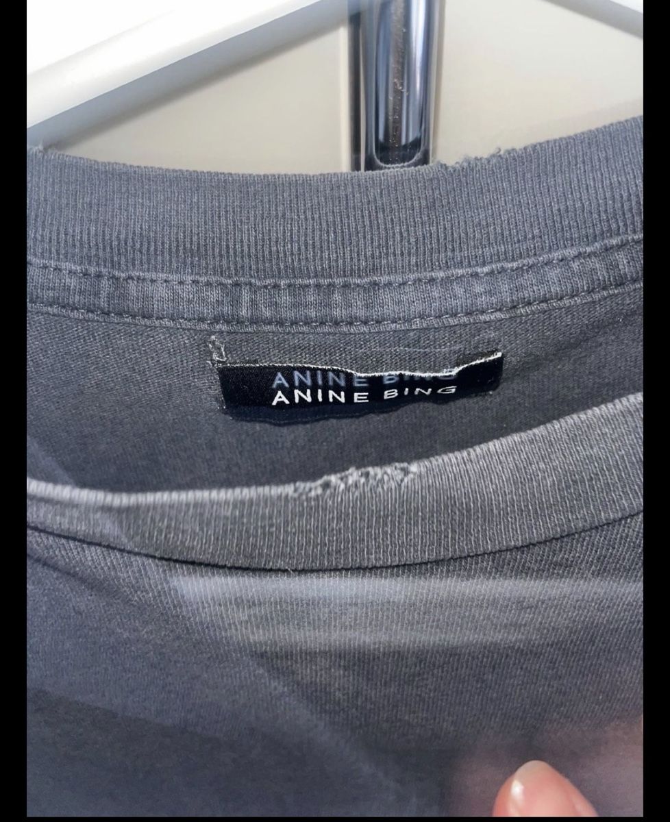 Anine Bing T-shirt: Anine Bing T-Shirt taille S – Usato da Lausanne venduto da Meganelausanne 1