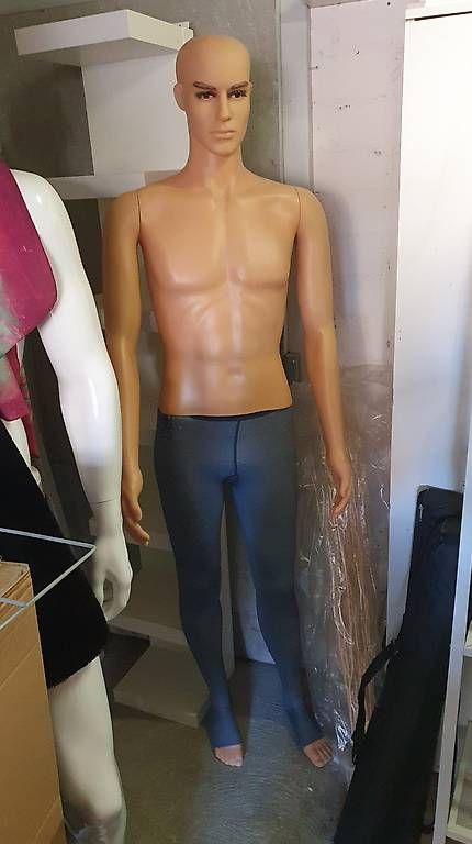 Altro in Decorazioni & Accessori: Schaufensterpuppe  – Usato da Allschwil venduto da Mani6090 3