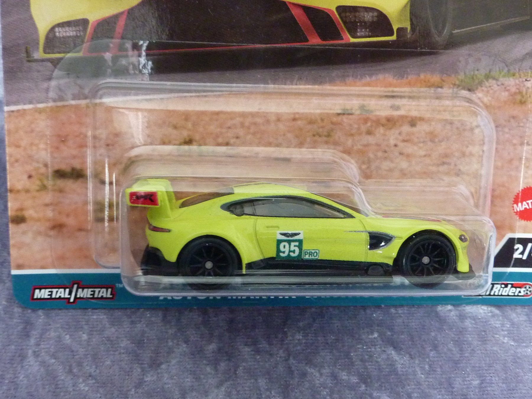 Hot Wheels Modellini d'auto: Aston Martin Vantage GTE 1:64 – Nuovo e nell'imballaggio originale da Dürrenäsch venduto da Cobra1ch 1