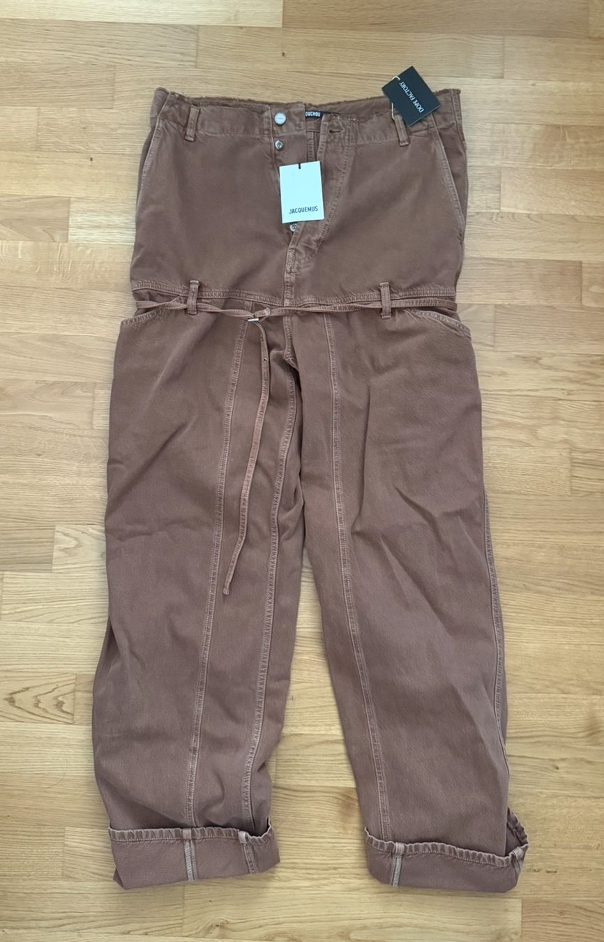Jeans: Jacquemus Criollo Baggy Cargo / Bondage Cargo / Strap Cargo – Nuovo e nell'imballaggio originale da Kaltbrunn venduto da LuxShop 1