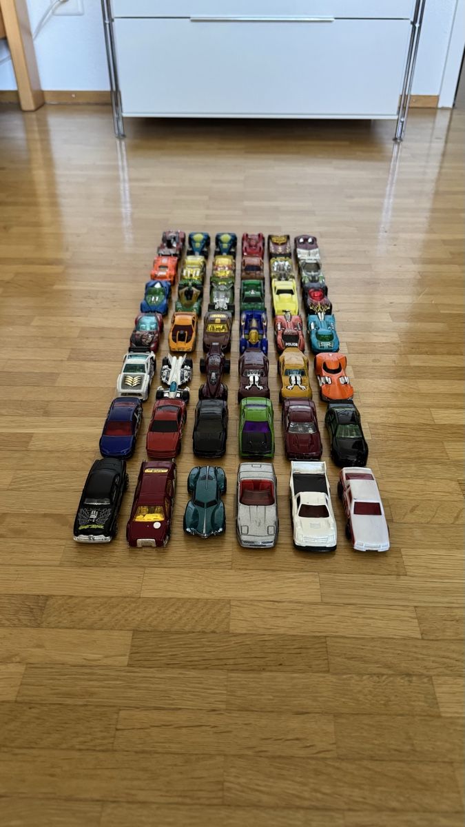 Hot Wheels Modellini d'auto: Hotwheels Sammlung – Usato da Jona venduto da Joshua6250