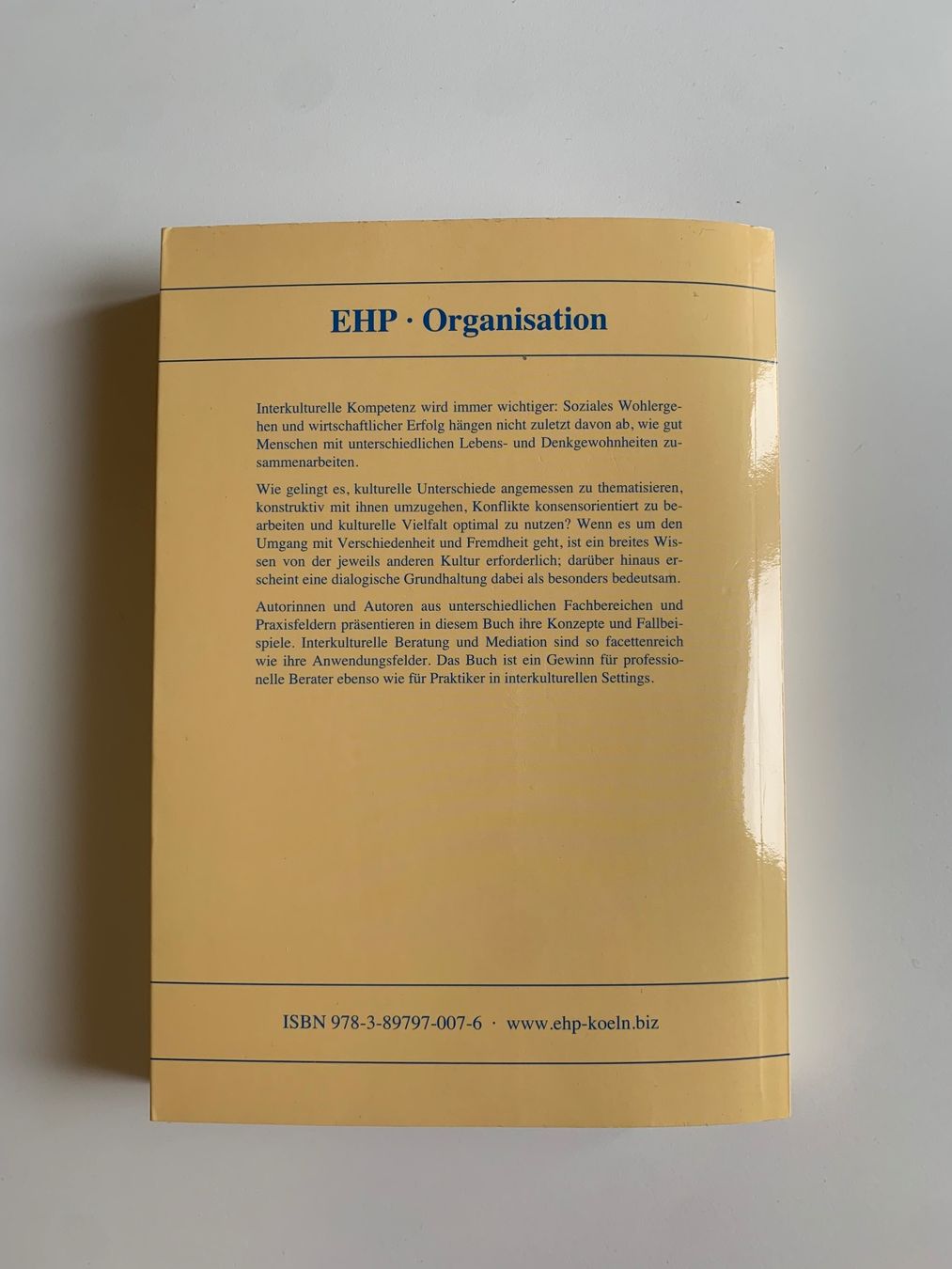 Libri: Buch "Interkulturelle Beratung und Mediation" – Usato da Zürich venduto da Leonieonie. 1
