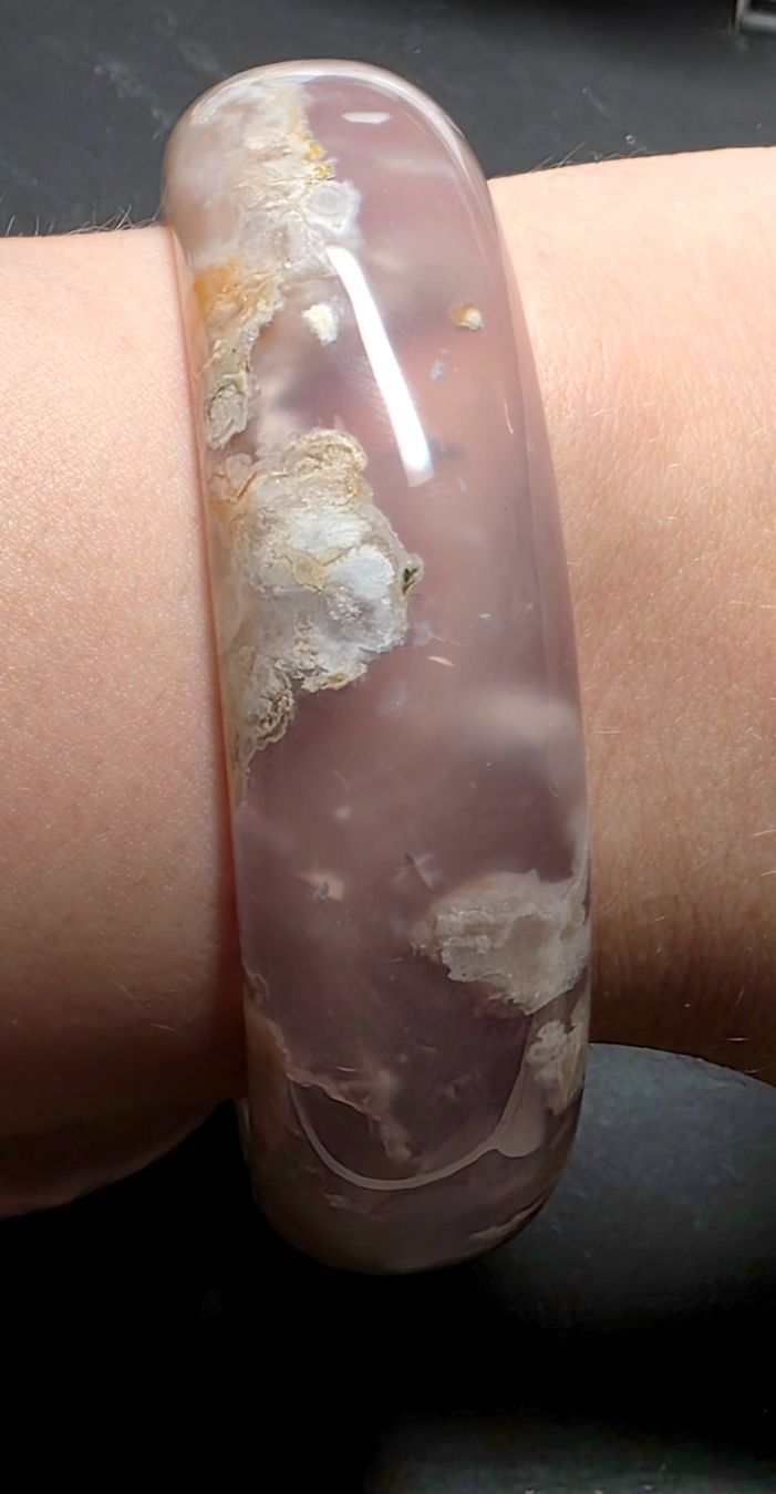 Mineralien & Heilsteine: 🌸✨Blumenachat Armreif mit Halter🌸✨ – Neu und originalverpackt aus Matzingen von Shay_Crystalz 3