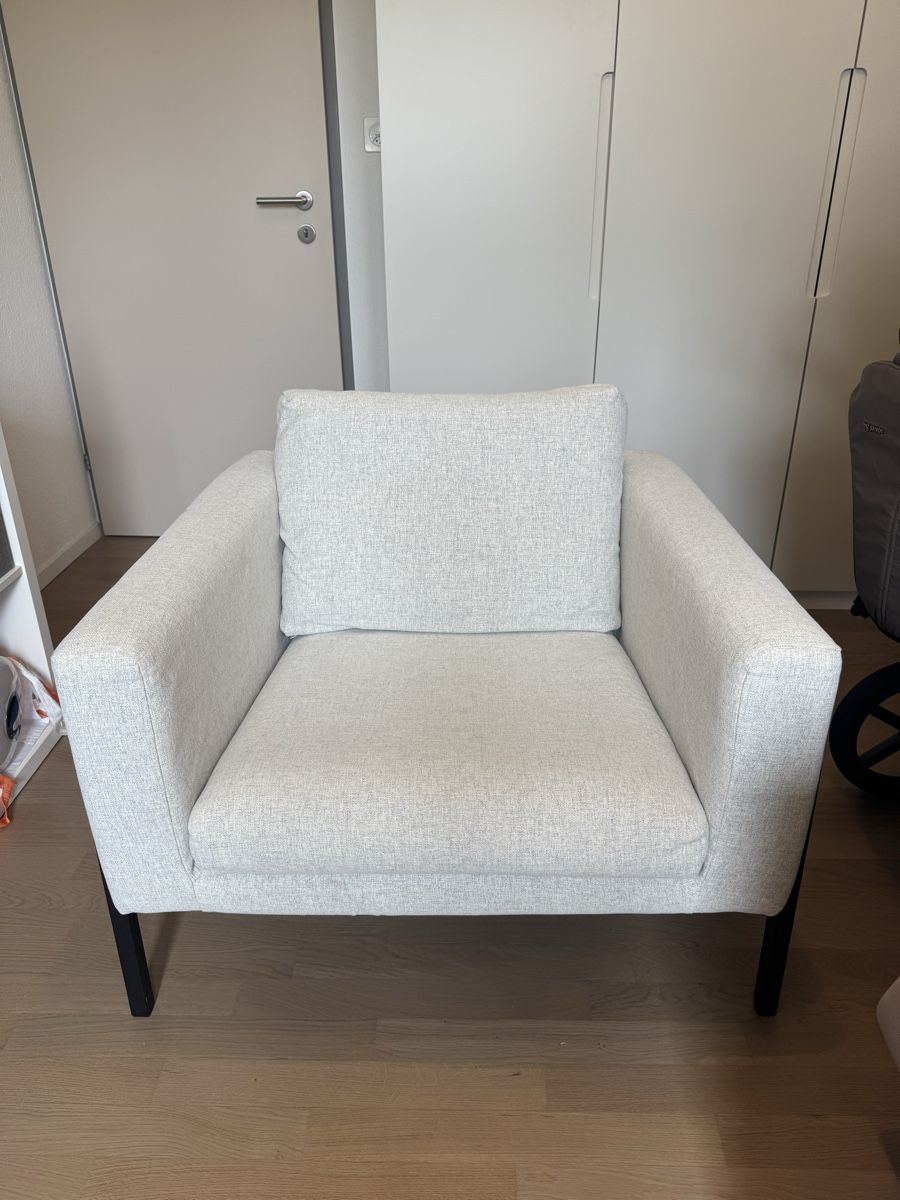 Ikea Sessel: Gemütlicher hellgrauer Sessel in top Zustand – Gebraucht aus Lachen SZ von Chiara_Rico_Nosiadek