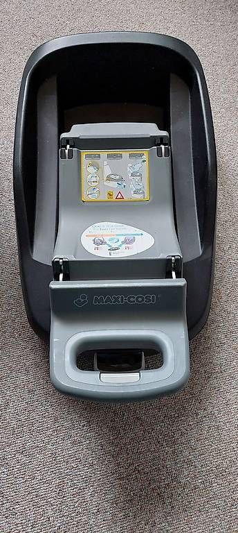 Maxi-Cosi Sièges auto: Maxi Cosi mit Isofix Base – D'occasion à Diepoldsau par Frema83 2