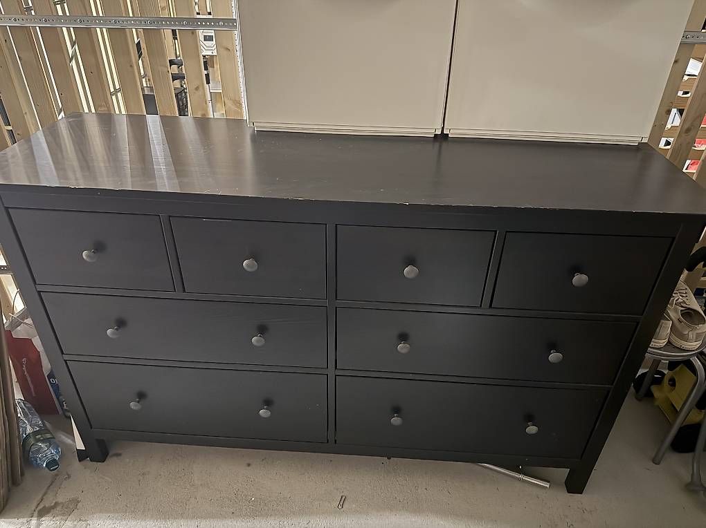 Armadi: Armoire noire d'occasion – Usato da Täuffelen venduto da Jimmy_G 2