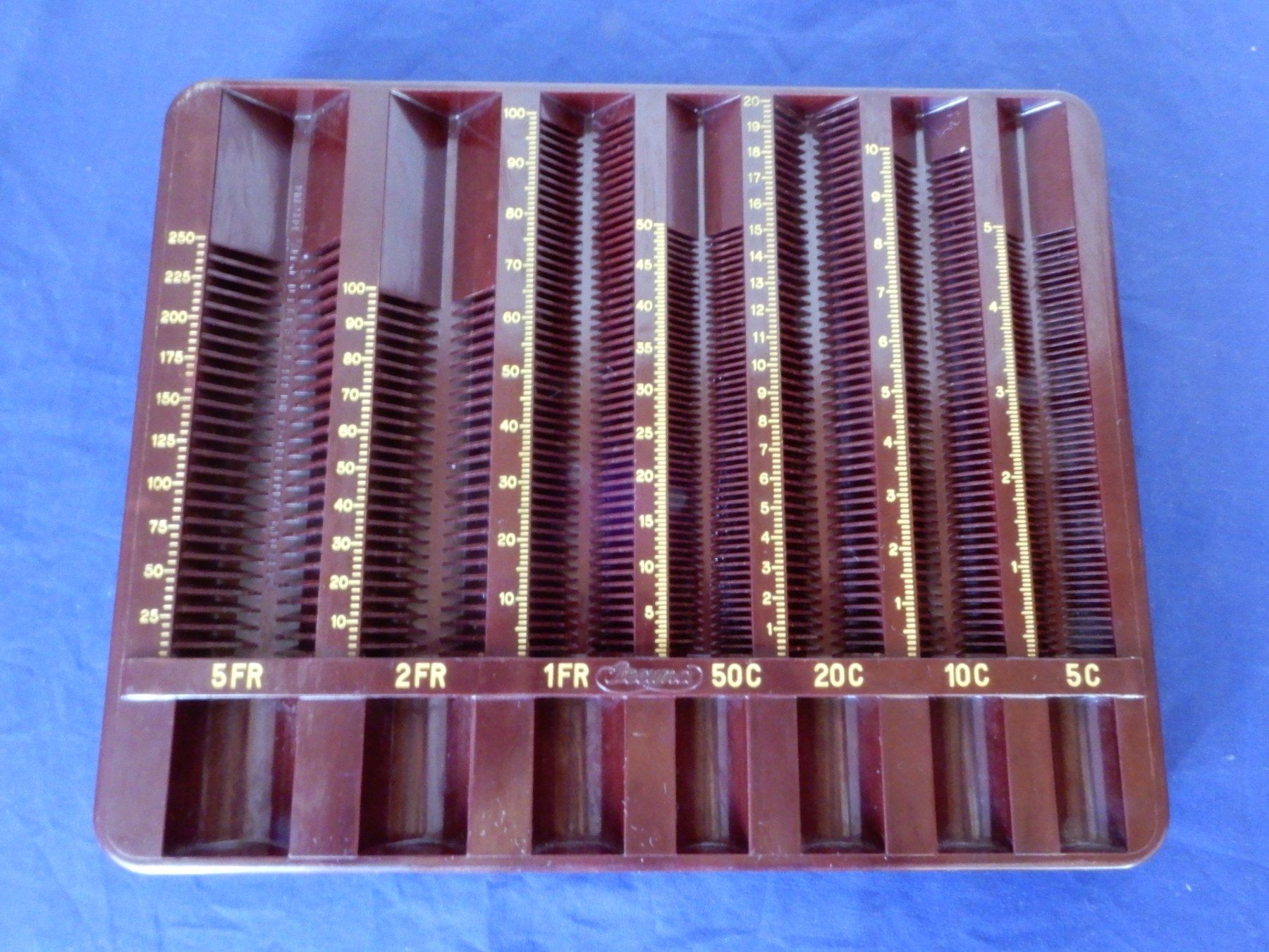 Registratore di cassa: Vintage Pecuna Münzzähler aus Bakelit - 60 er - – Usato da Senèdes venduto da tintinette43