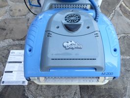 Poolroboter Dolphin M200