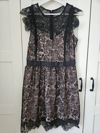 Fit&Flare Grösse 38 neuwertig