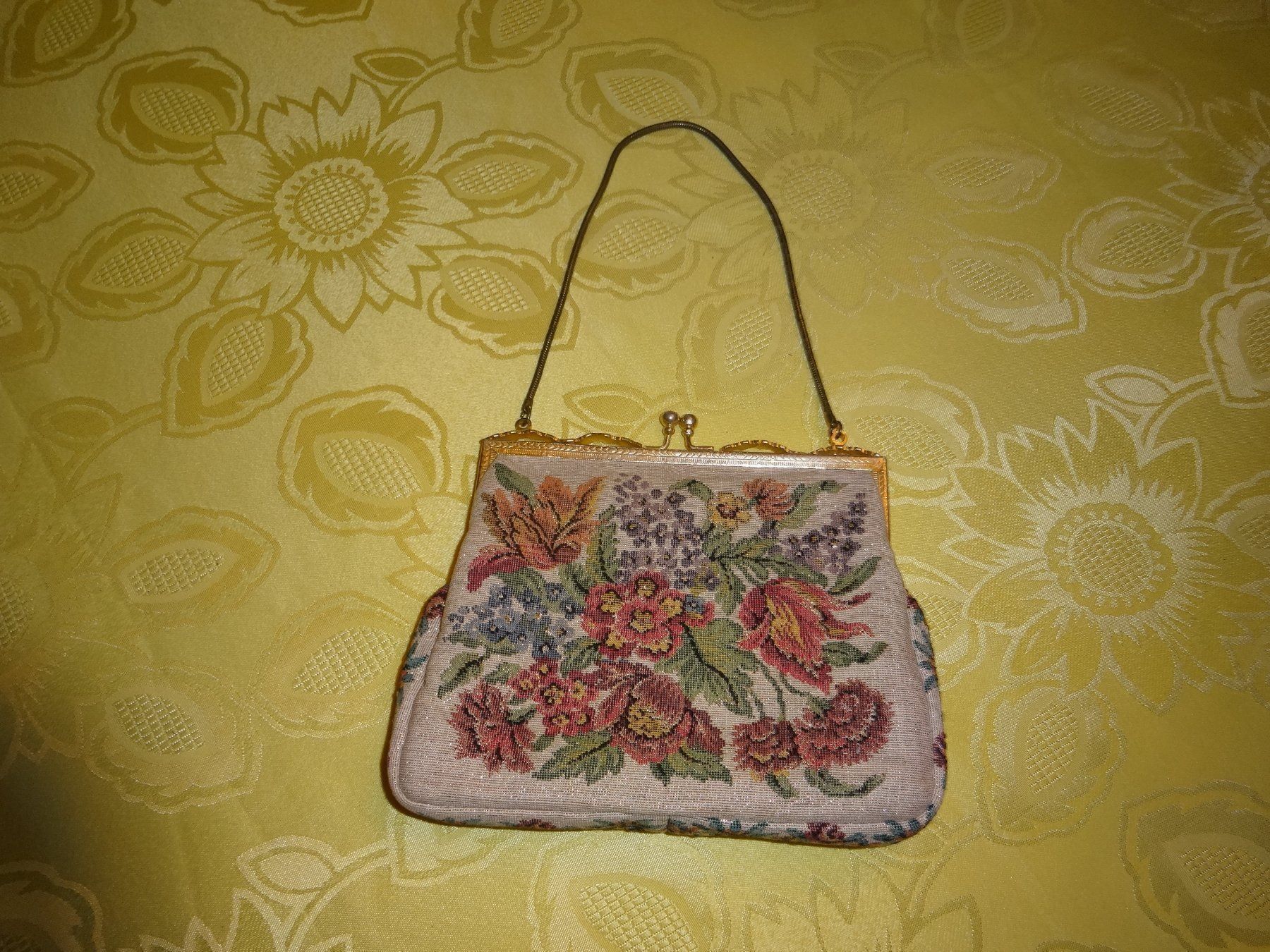 Borse da donna: Petit sac de soirée brillant – Nuovo e nell'imballaggio originale da Biel/Bienne venduto da milamila02 1