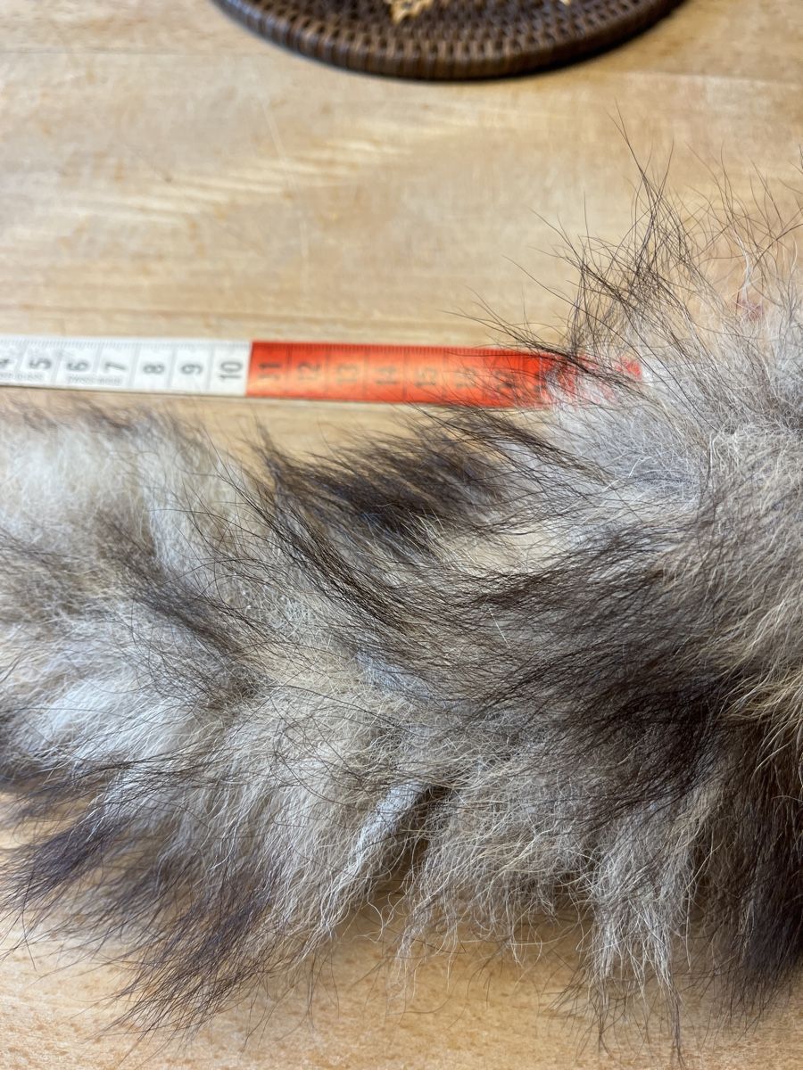 Il mondo degli animali: Weicher flauschiger Fuchsschwanzteil – Usato da Aesch BL venduto da shuja01 3
