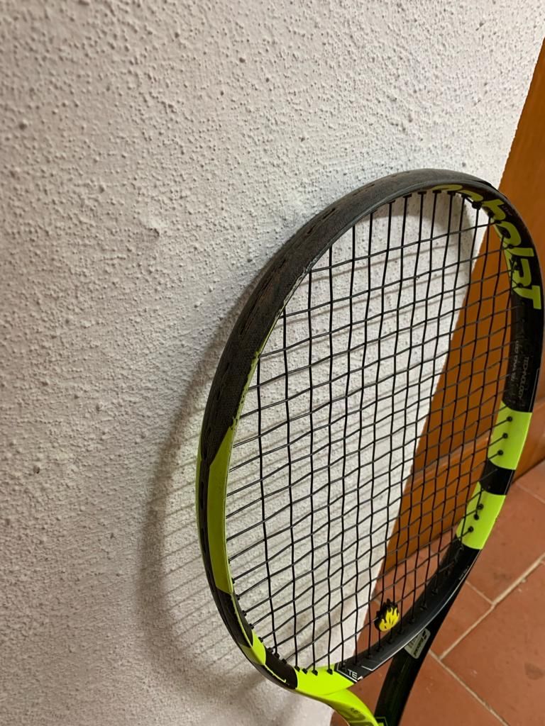 Babolat Schläger: Babolat Tennisschläger + Tasche – Gebraucht aus Binningen von  5