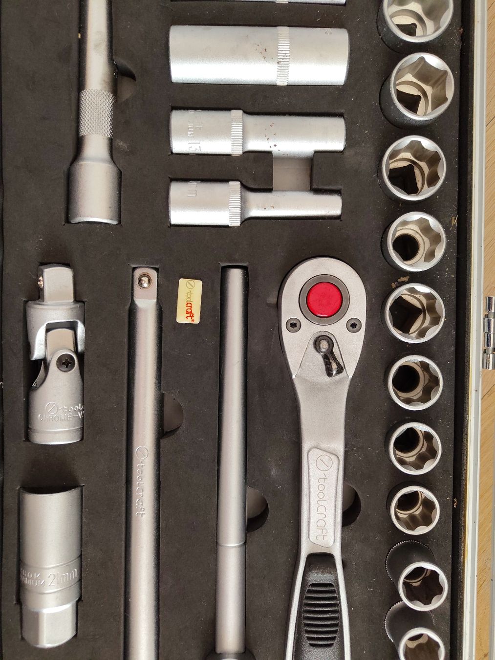 Tutti gli attrezzi: Coffret de clés à douilles Toolcraft – Usato da Lausanne venduto da Ljab 2