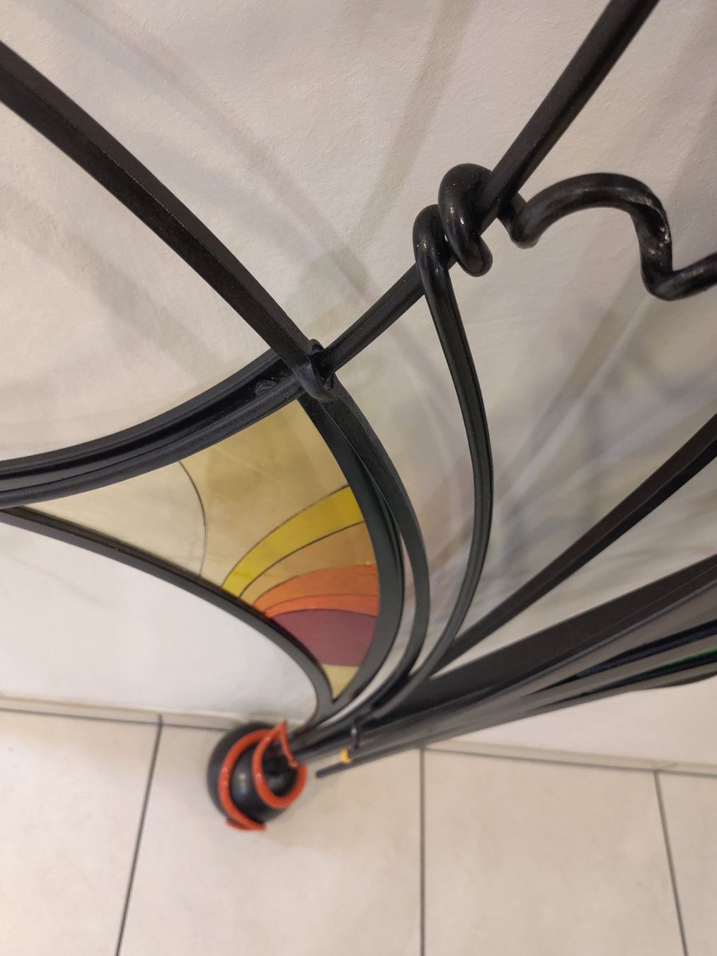 Guardaroba: Garderobe und Kunsthandwerk in Einem – Usato da Blauen venduto da mat_5rfn 9