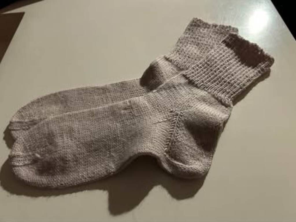 Calze: Handgestrickte Socken  – Nuovo e nell'imballaggio originale da Frauenfeld venduto da ire_q29k 3