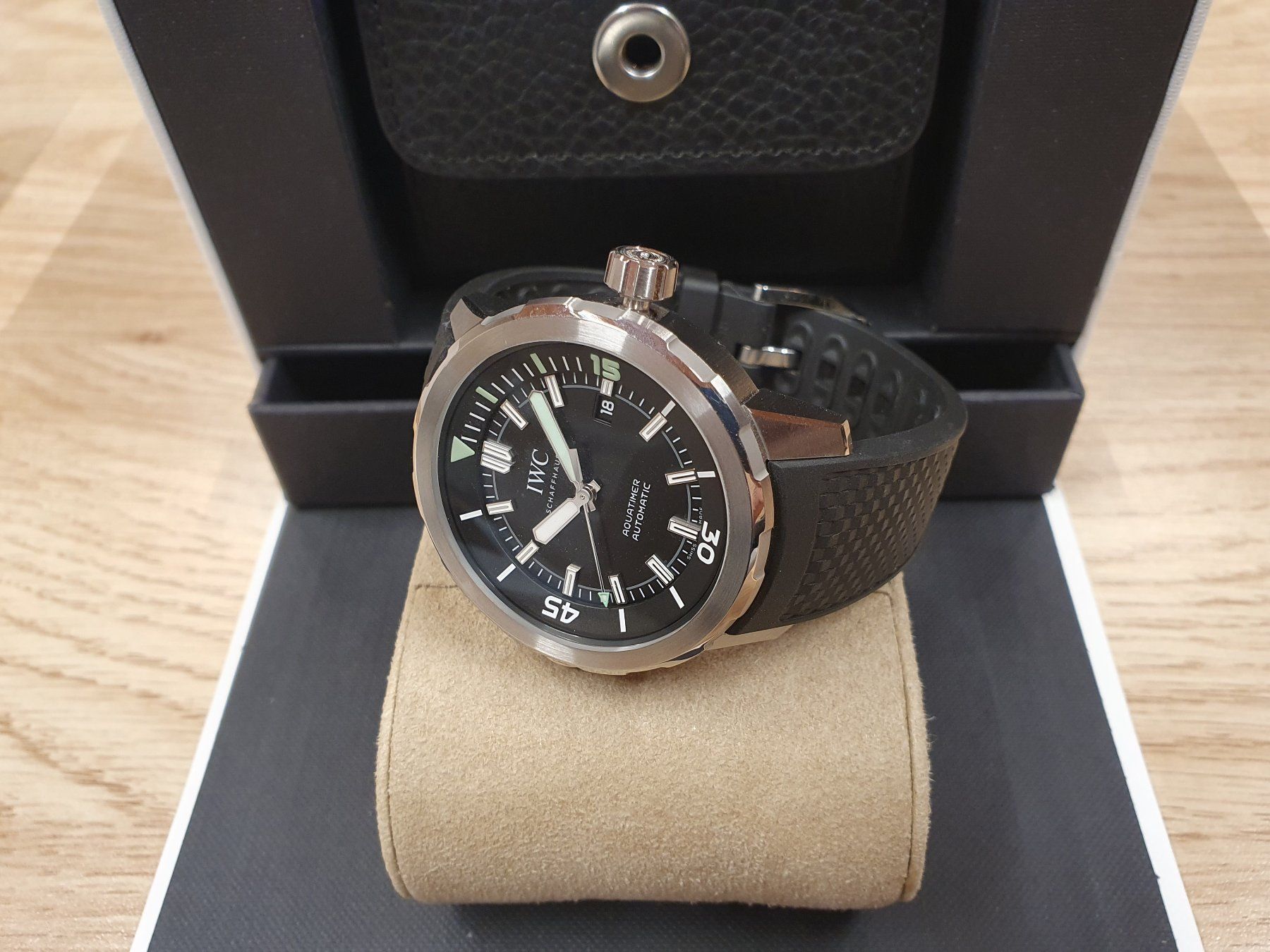 IWC Montres: IWC Aquatimer / 2025 / Full Set – Neuf (Voir description) à Binn par STI-SWISS 2