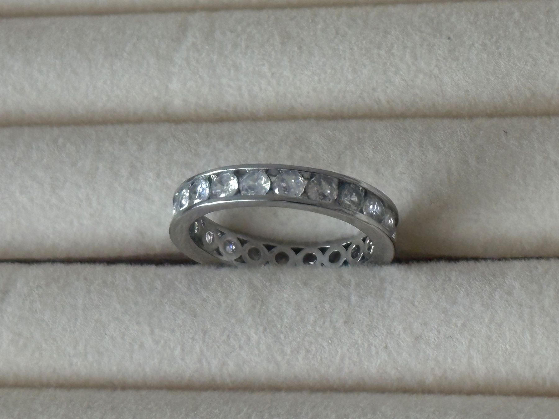 Ringe: Luxus Elegante Gr.18/8 Ring Memoire  Farbe Silber – Gebraucht aus Biel-Bienne von Roserosse13 4