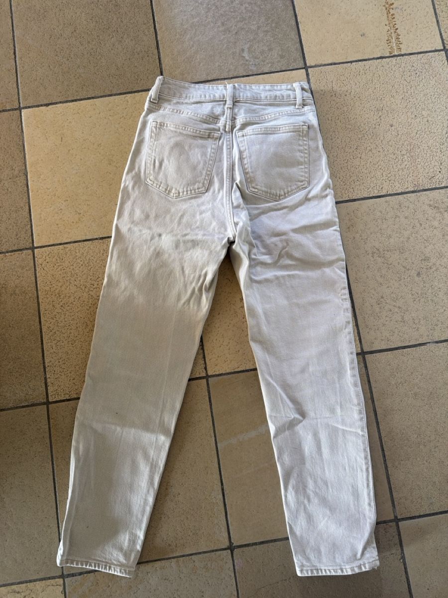 H&M Jeans: Jean Beige High Waist 34 – Gebraucht aus Binningen von Elisabeth.00 1